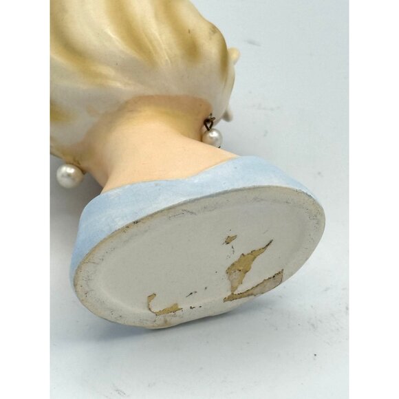 Enesco 4.5  " Lady Head Vase Blue Dress Blonde With Flower VTG Long Lashes As Is - Picture 8 of 8